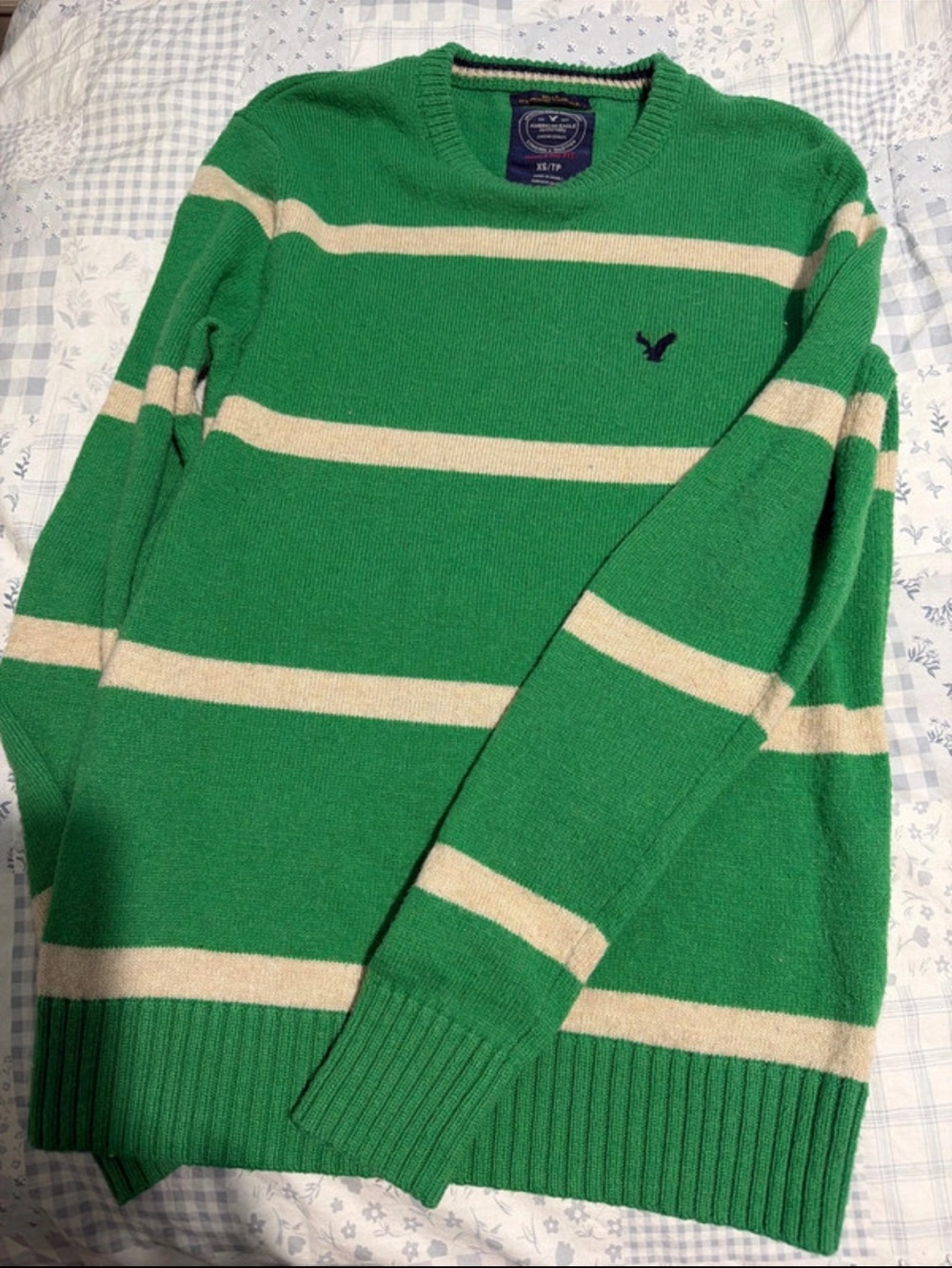 Vintage American Eagle Outfitters Green & Cream Striped Crewneck Sweater